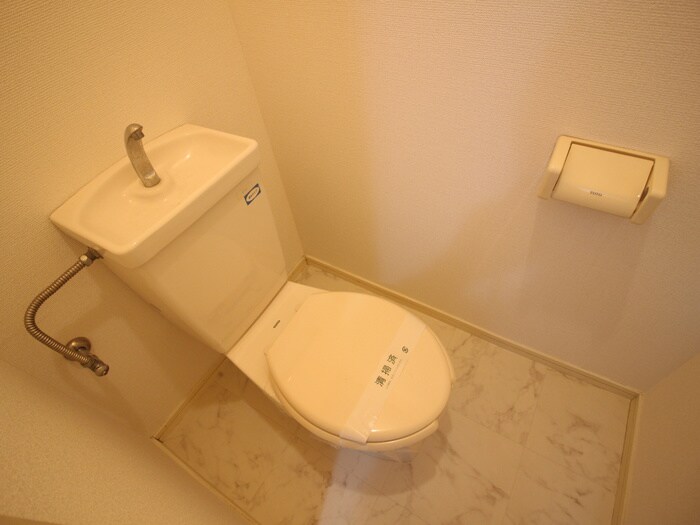 物件内観写真13　(トイレ)