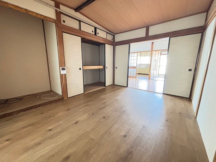 物件内観写真7　(居室)