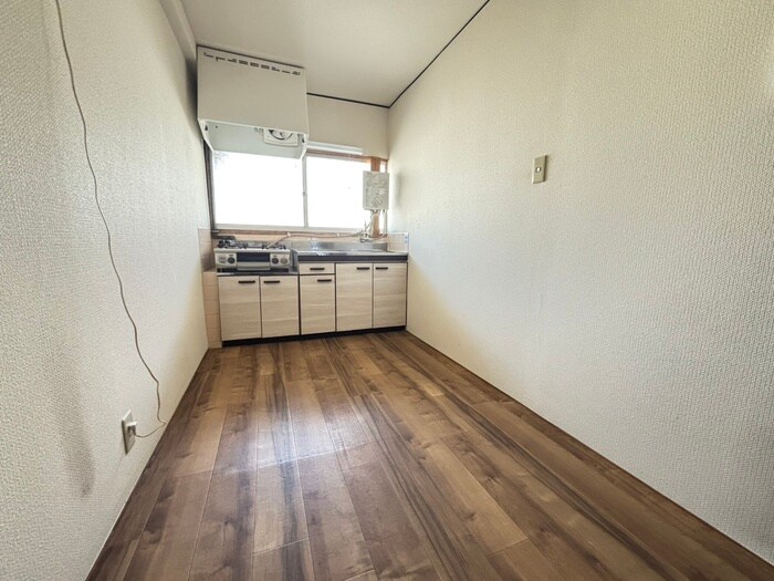 物件内観写真10　(居室)