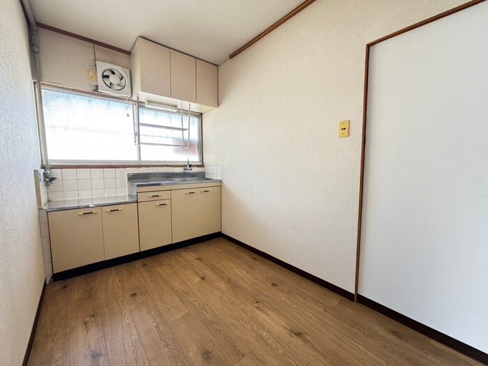 物件内観写真11　(居室)