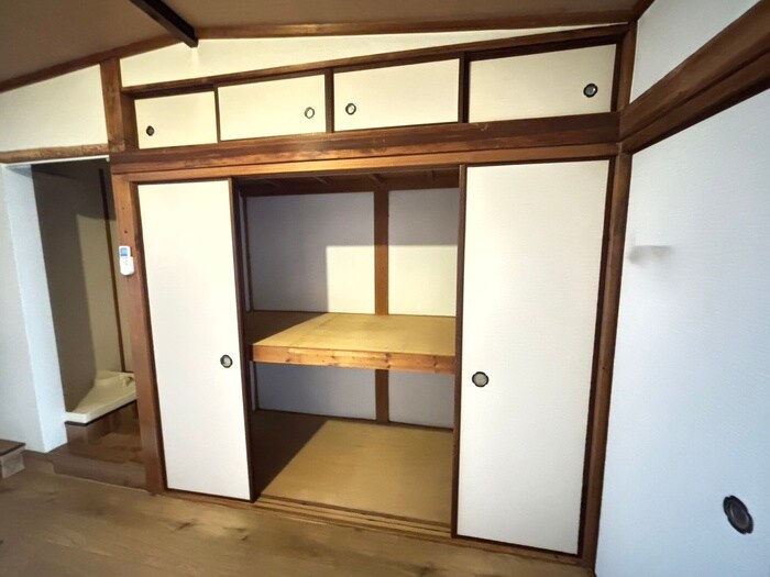 物件内観写真18　(収納)