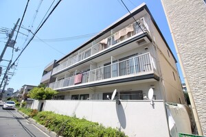 深尾マンション外観写真