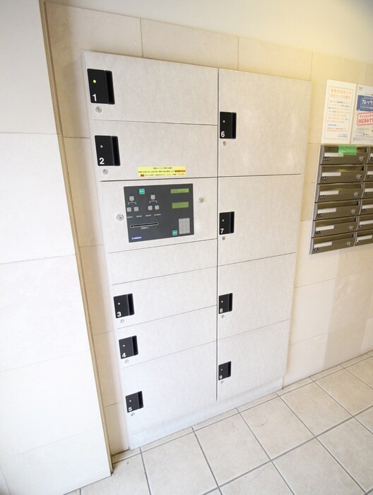 物件外観写真6　(建物設備)