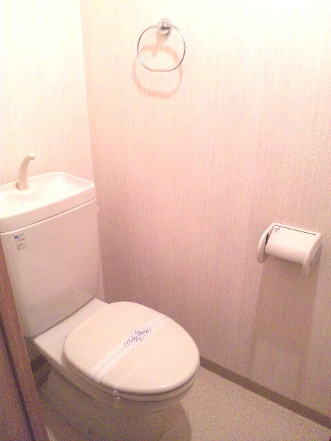 物件内観写真12　(トイレ)