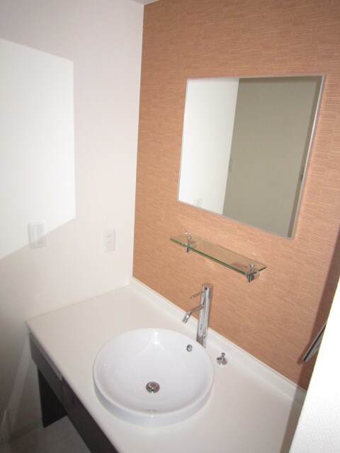 物件内観写真13　(洗面)