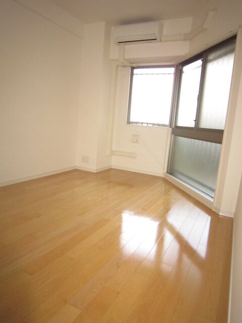 物件内観写真15　(居室)