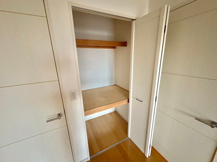 物件内観写真18　(収納)