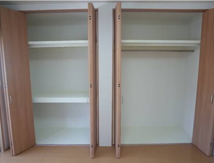 物件内観写真13　(収納)