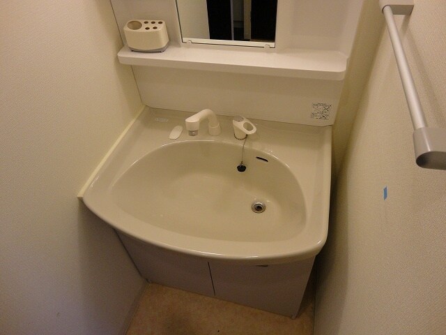 物件内観写真11　(洗面)