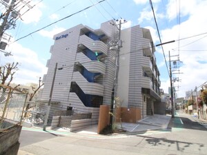 ﾌｧｰｽﾄﾌｨｵｰﾚ三宮ｲｰｽﾄⅡ(102)外観写真