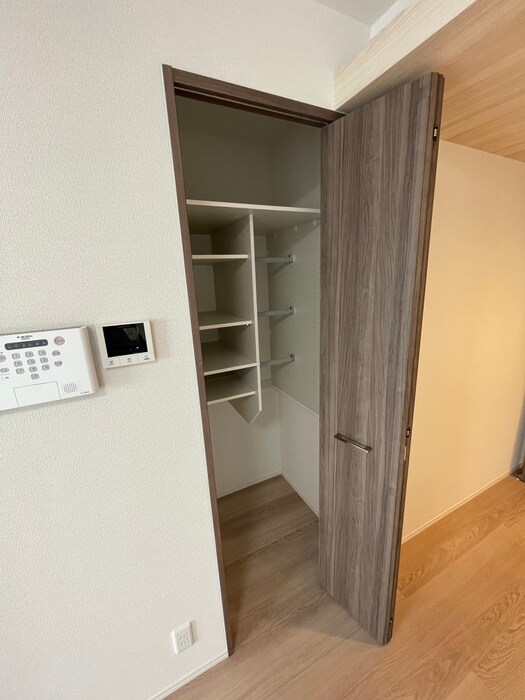 物件内観写真11　(収納)