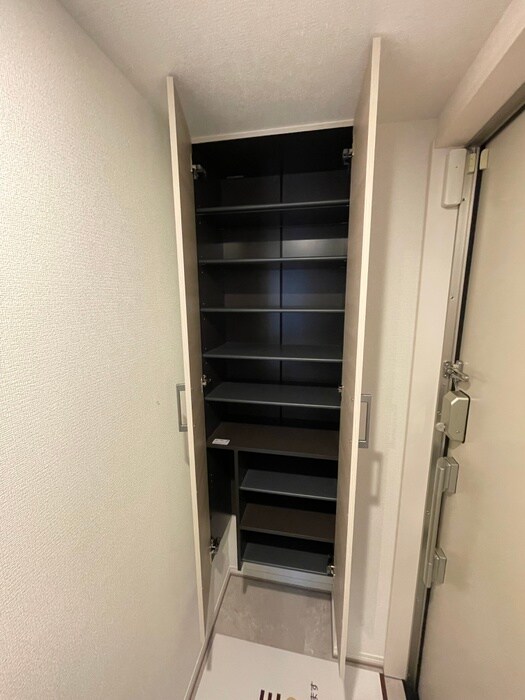 物件内観写真13　(靴箱)