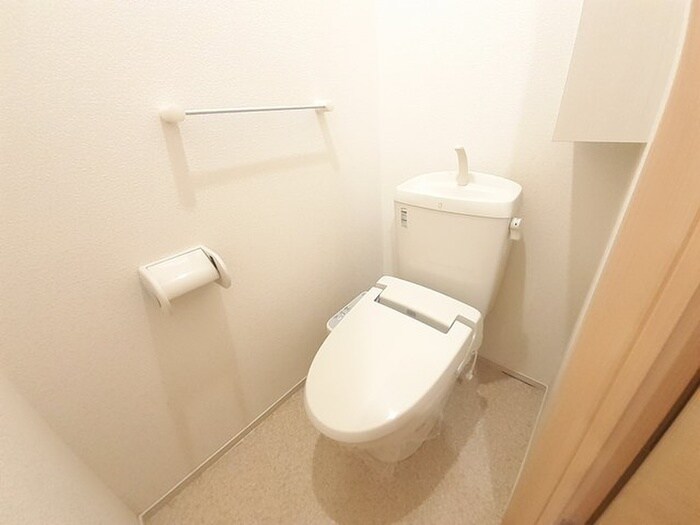 物件内観写真13　(トイレ)