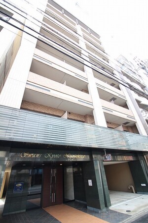 スワンズ京都二条城北（５０１）外観写真
