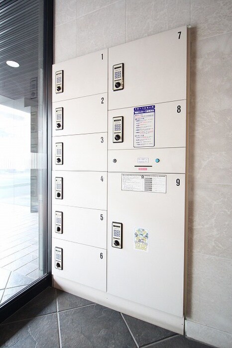 物件外観写真4　(建物設備)