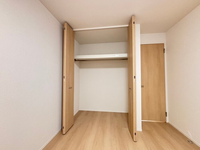 物件内観写真13　(収納)