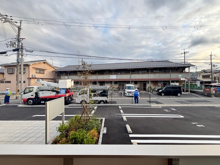 物件内観写真15　(室内からの展望)