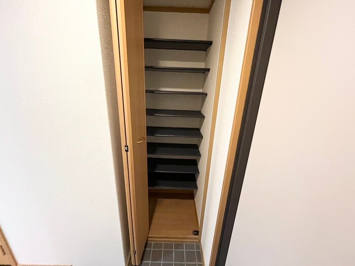 物件内観写真20　(靴箱)