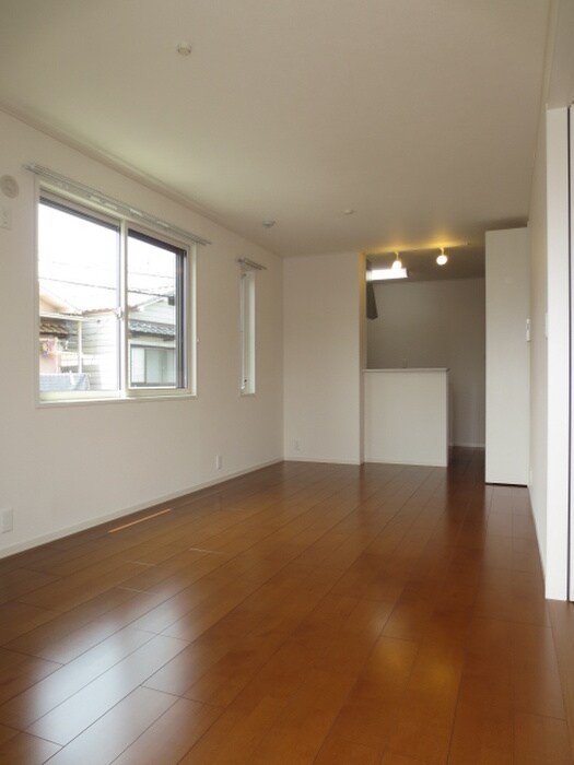 物件内観写真4　(居室)