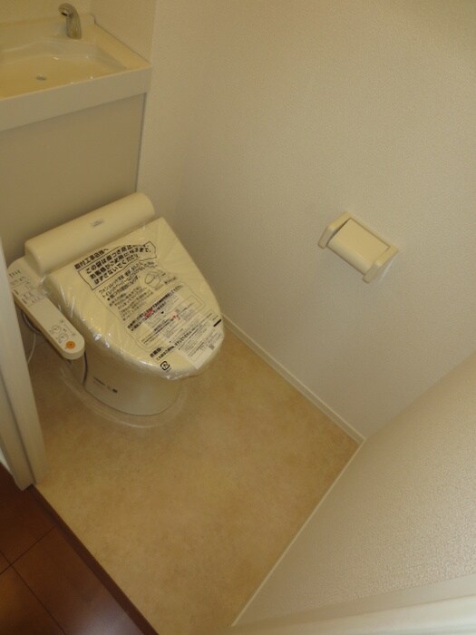 物件内観写真11　(トイレ)