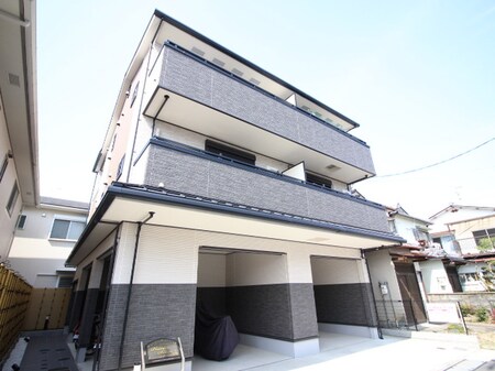 プレアデスセゾン外観写真