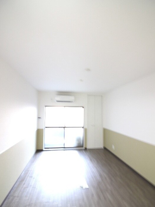 物件内観写真5　(居室)