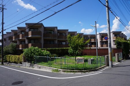 Ｇｒａｎ　Ｐｉｎｏ伏見桃山外観写真