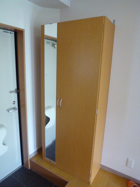 物件内観写真10　(靴箱)