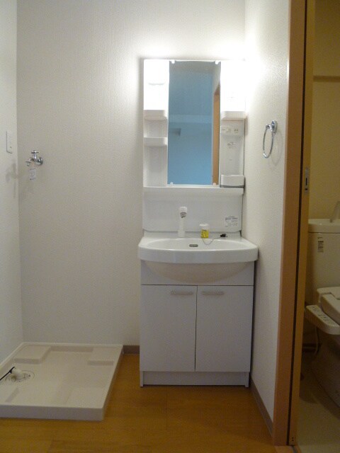 物件内観写真12　(洗面)