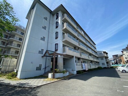 ガーデンプレイス寺岡外観写真