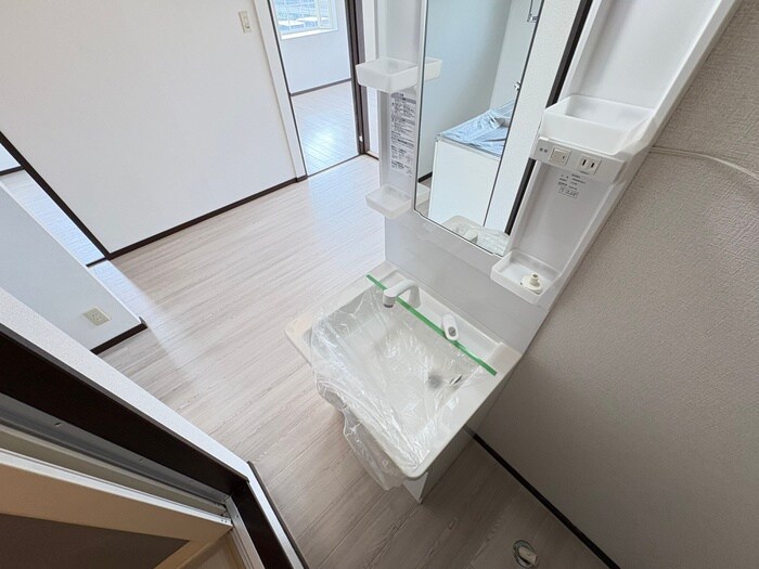 物件内観写真11　(洗面)