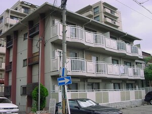 ベルメゾン香枦園外観写真