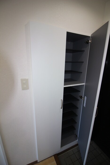 物件内観写真14　(靴箱)