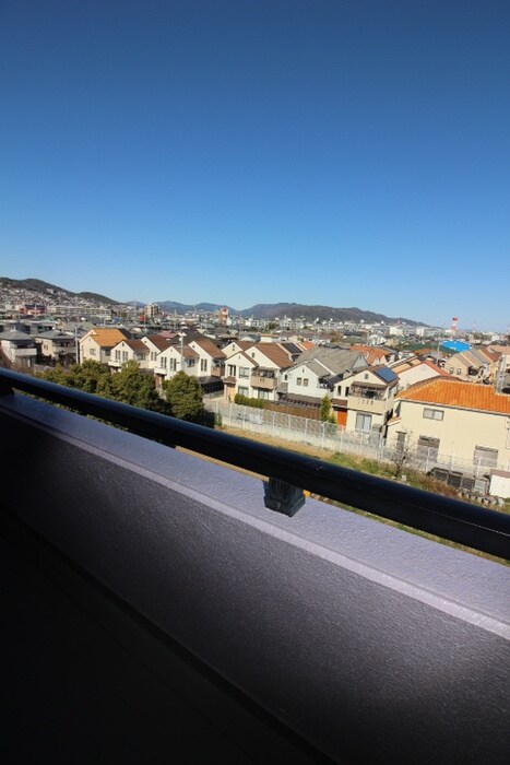 物件内観写真15　(室内からの展望)