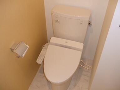 物件内観写真13　(トイレ)