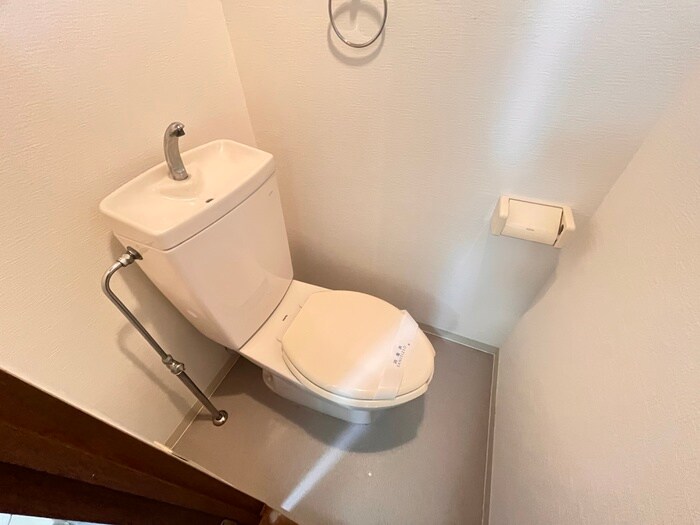 物件内観写真11　(トイレ)