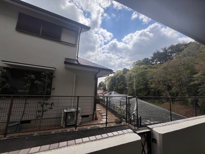 物件内観写真21　(室内からの展望)