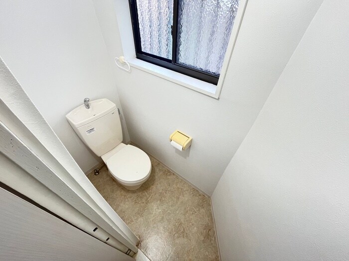 物件内観写真12　(トイレ)
