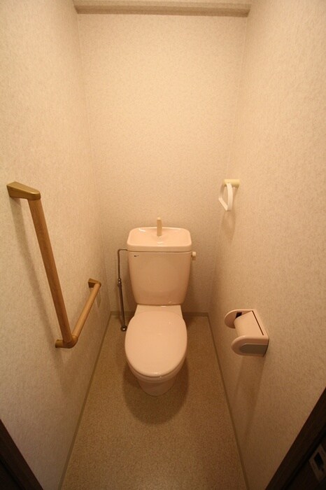 物件内観写真10　(トイレ)