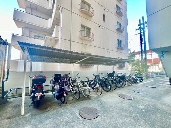駐輪場