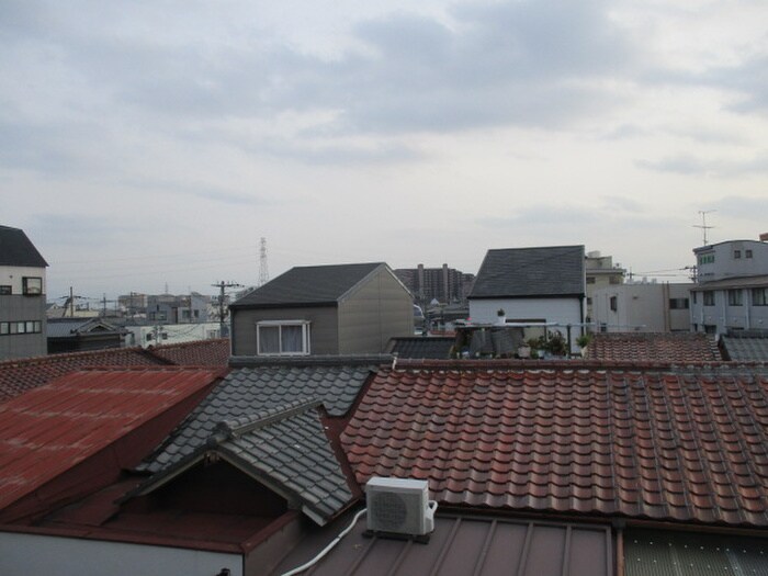 物件内観写真18　(室内からの展望)