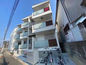 F asecia Fernana外観写真