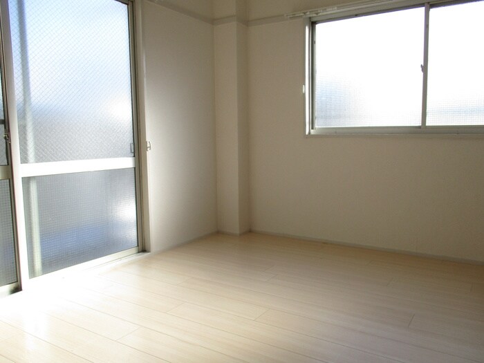 物件内観写真5　(居室)