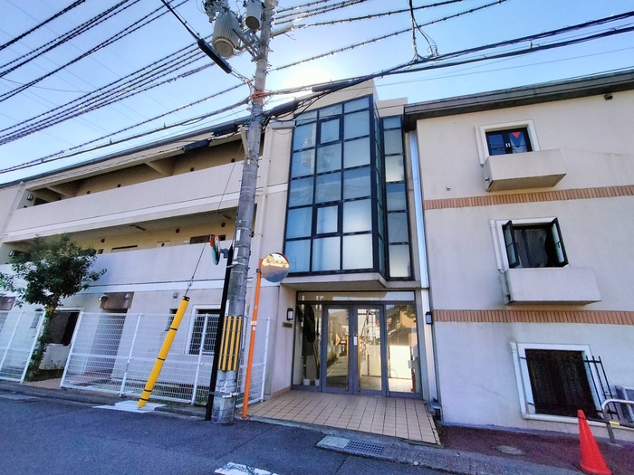 フォートアネックス