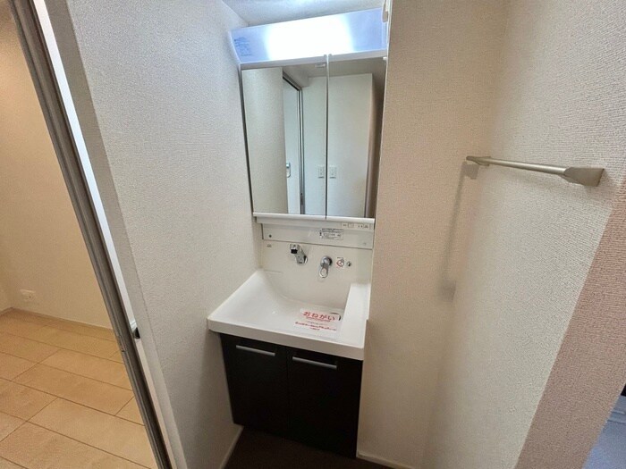 物件内観写真16　(洗面)