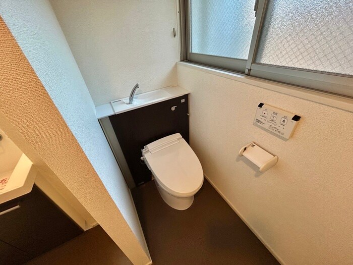 物件内観写真17　(トイレ)