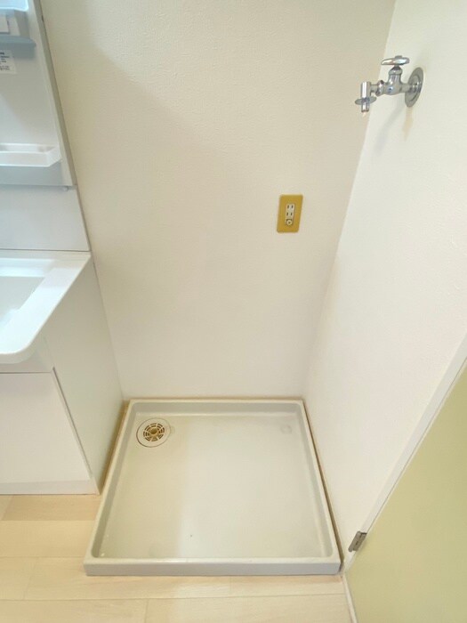 物件内観写真17　(洗濯機置場)