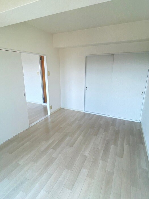 物件内観写真18　(居室)