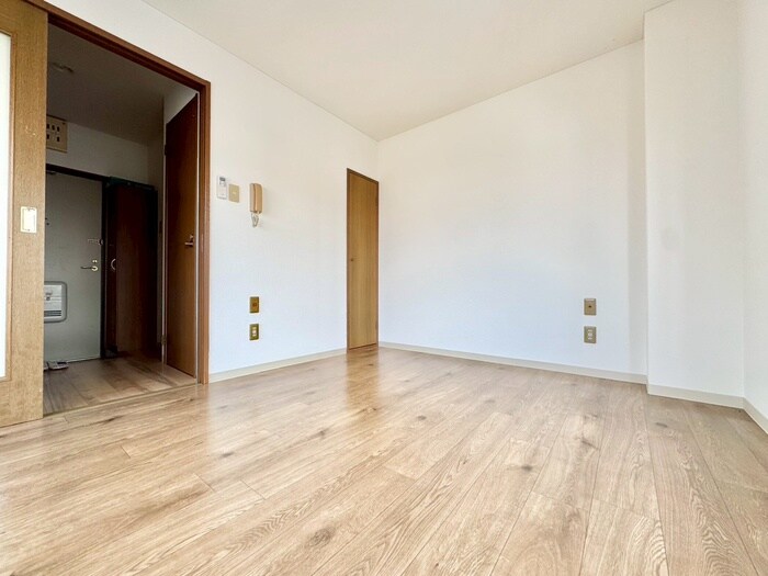 物件内観写真10　(居室)