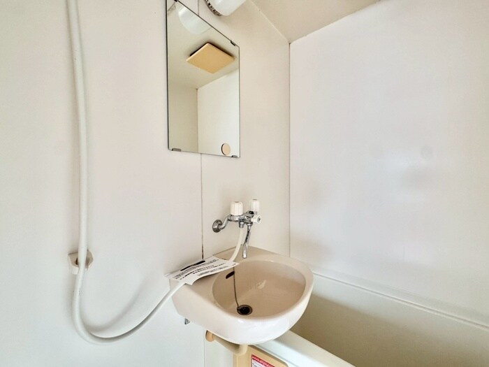物件内観写真13　(洗面)